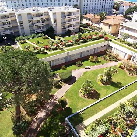 Apartment #pacagroom# Studio Alexandre Iii